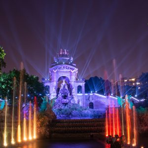 Vue de la citadelle de Barcelonne de nuit